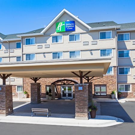 Holiday Inn Express Hotel & Suites Uptown Fredericton By Ihg Exterior photo